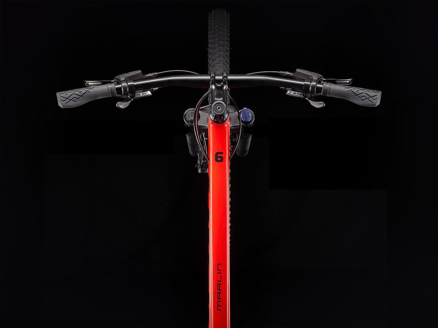 Trek Marlin 6 2021 (Radioactive Red/Trek Black)