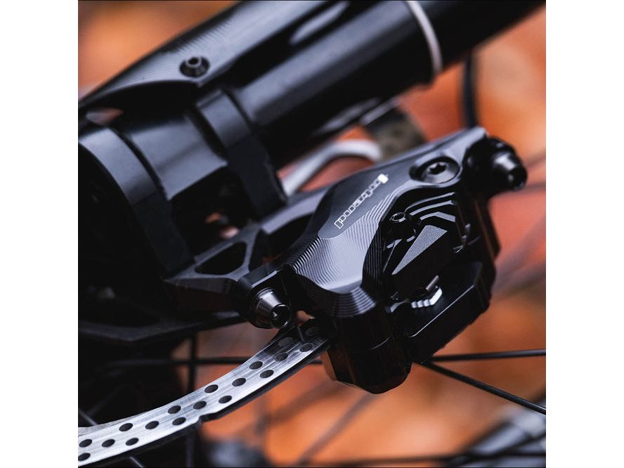 Brzdy Intend TRINITY DH LTD pár (ALL BLACK)