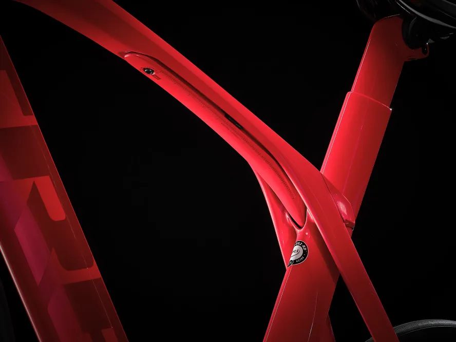 Trek Madone SL 6 (Viper Red)