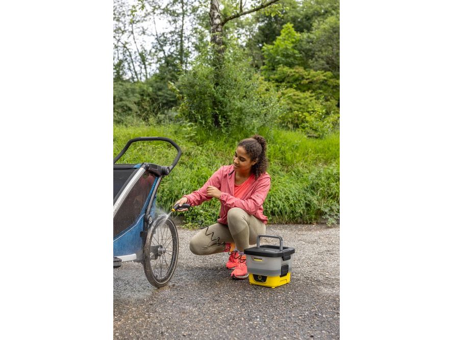 Mobilní tlaková myčka Kärcher OC 4