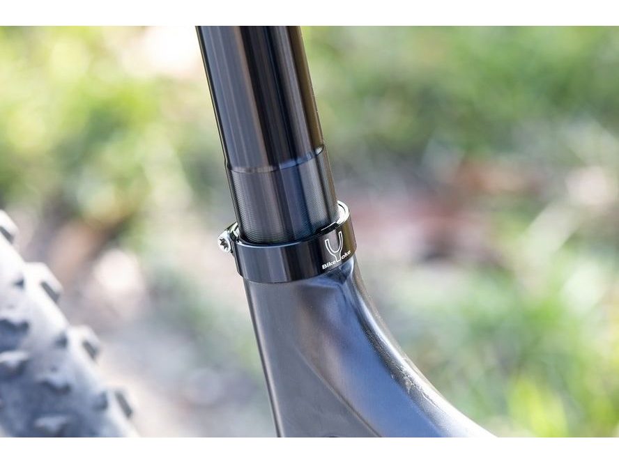 Podsedlová objímka Bike Yoke Squeezy