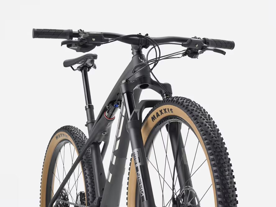 Trek Supercaliber SL 9.6 Gen 2 (Matte Carbon/Gloss Black Splatter)
