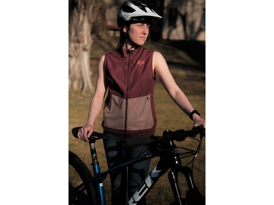 Vesta Fox racing Ranger Wind Vest dámská (dark maroon) - Fox Racing -  Krabcycles.cz