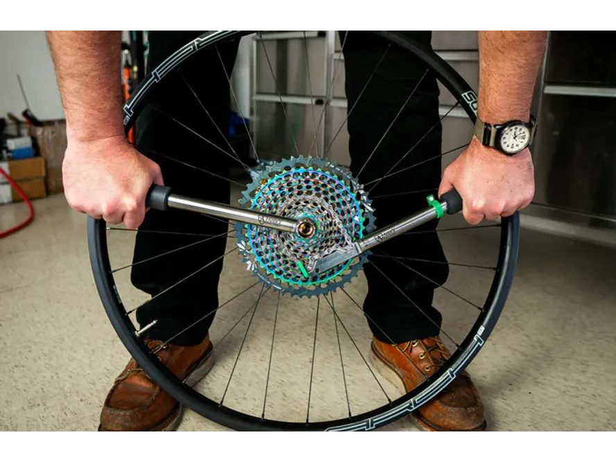 Bič na kazetu Abbey Tools Shop Whip it Chain Whip