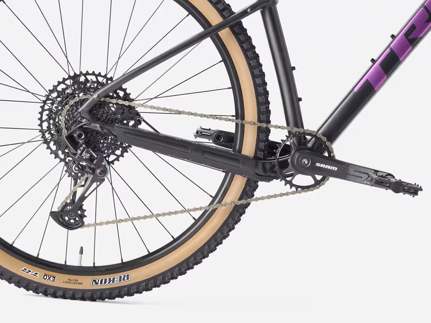 Trek Marlin 7 Gen 3 (Matte Dark Web/Clear Gloss)