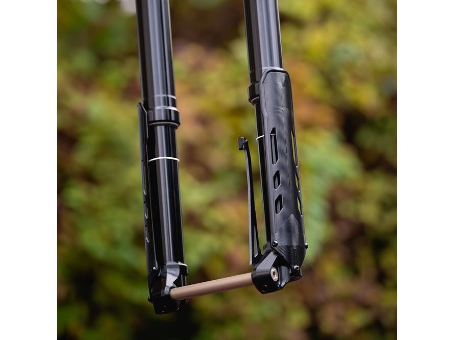 Vidlice Intend Edge Blackline 150-180mm