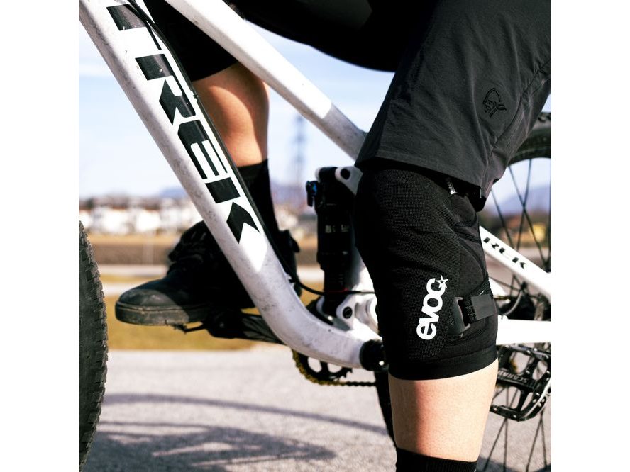 Chrániče kolen Evoc KNEE PROTECTOR LS FLEX ENDURO