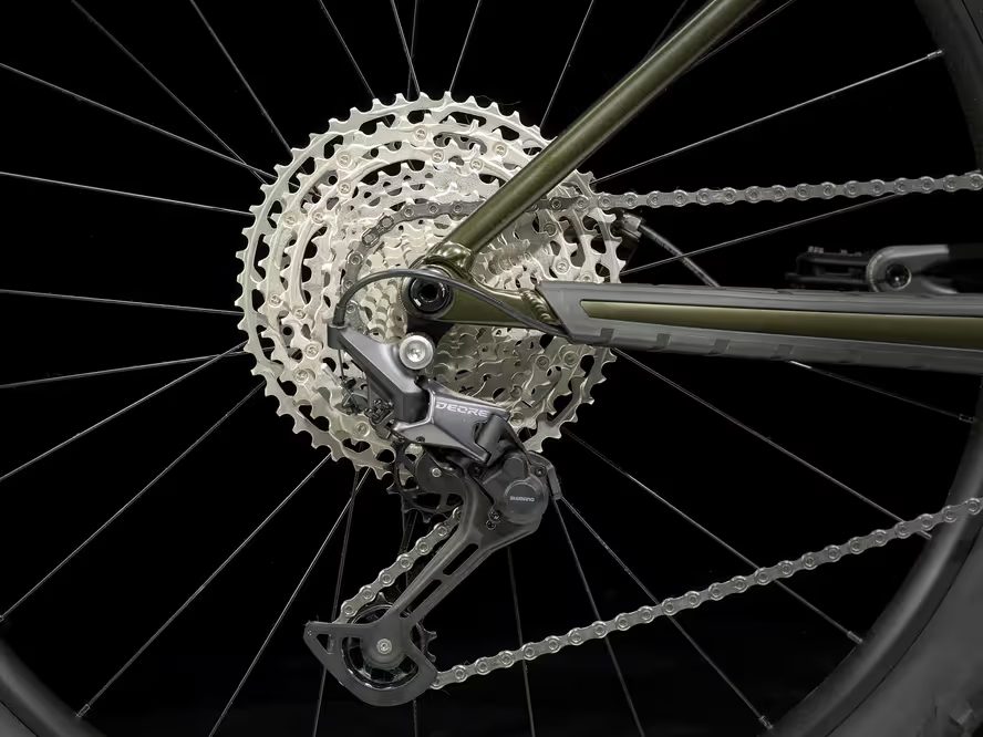 Trek Roscoe 7 (Satin Black Olive)