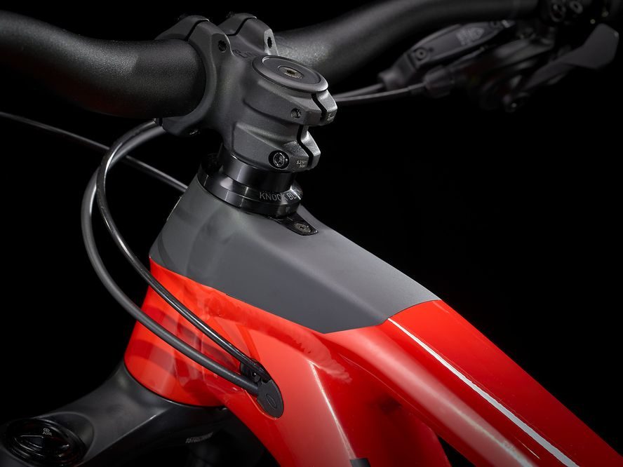 Trek Slash 7 NX (Gloss Radioactive Red / Matte Black)