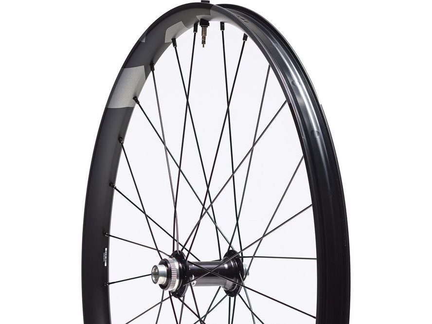 Zapletená kola Shimano WH-M8120 pár