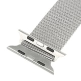 Apple Watch 42mm řemínek kovový Milanese Loop Milánský tah stříbrný