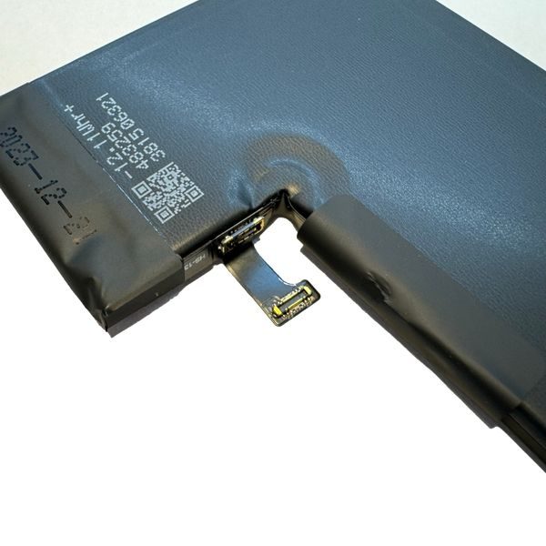Baterie pro iPhone 13 Pro (s konektorem pro BMS)