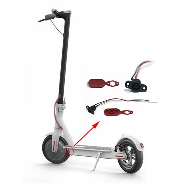 Xiaomi Mi Scooter M365 gumová krytka nabíjecího konektoru