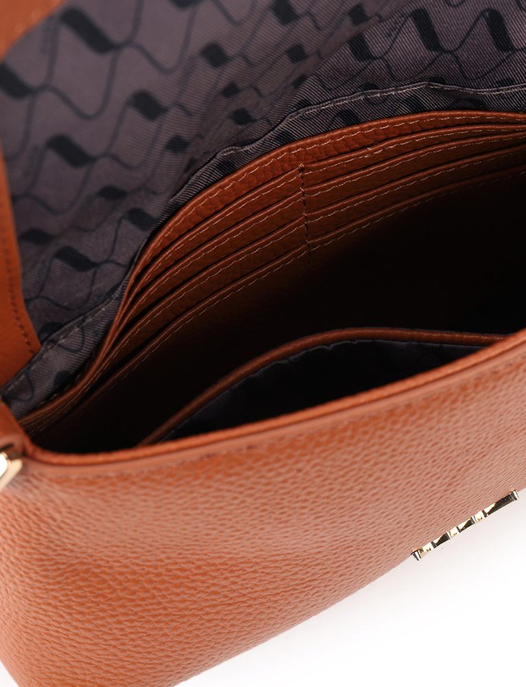 VUCH Leyra Brown.

Kabelka z vláknitej kože
Jednoduchý a čistý dizajn
Klopka na skrytý magnet
8 priestranných priehradiek na karty
Nastaviteľný crossbody popruh

 
  KOŽENÉ KABELKY 
Všetko je raz po prvýkrát.