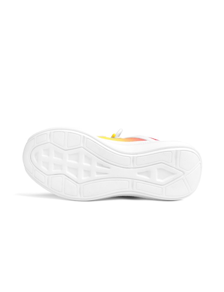 VUCH Rush Sunset - 36.

Dizajny navrhnuté v spolupráci s Martinom Brnom
Pružný priedušný zvršok
Vložka vypolstrovaná pamäťovou penou
Ľahké vyhotovenie
Drobné reflexné prvky
Spevnenie nártu silikónovými prvkami 
 OBUV
Vuch topánky sú originalita, čo šliape.