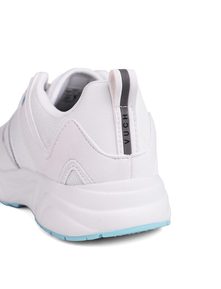 VUCH Wave Bubble.
Na zvršok tenisky sme zvolili vysoko kvalitný polyuretán a priedušný mesh.

Dizajny navrhnuté v spolupráci s Martinom Brnom
Medzipodošva z mäkkého penového materiálu EVA
Protišmyková gumová podrážka
Vložka vypolstrovaná pamäťovou penou
Reflexné prvky
 OBUV
Vuch topánky sú originalita, čo šliape.