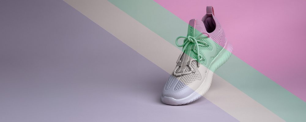 VUCH Vibe Green - 38.

Odľahčené voľnočasové tenisky
Vyberateľná stielka z pamäťovej peny, ktorá sa prispôsobí tvaru nohy
Pružný a priedušný vrchný materiál
Spevnená päta poskytne tú najlepšiu podporu pri chôdzi
 OBUV
Vuch topánky sú originalita, čo šliape.