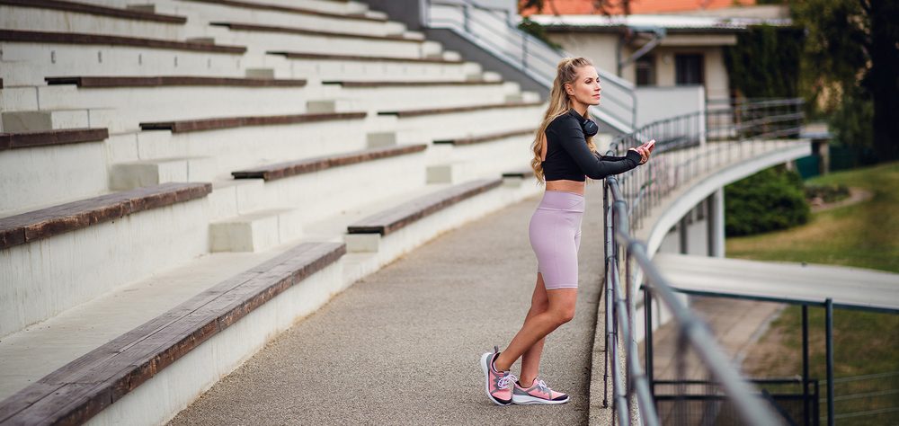 VUCH Rush Rose - 40.

Dizajny navrhnuté v spolupráci s Martinom Brnom
Pružný priedušný zvršok
Vložka vypolstrovaná pamäťovou penou
Ľahké vyhotovenie
Drobné reflexné prvky
Spevnenie nártu silikónovými prvkami 
 OBUV
Vuch topánky sú originalita, čo šliape.