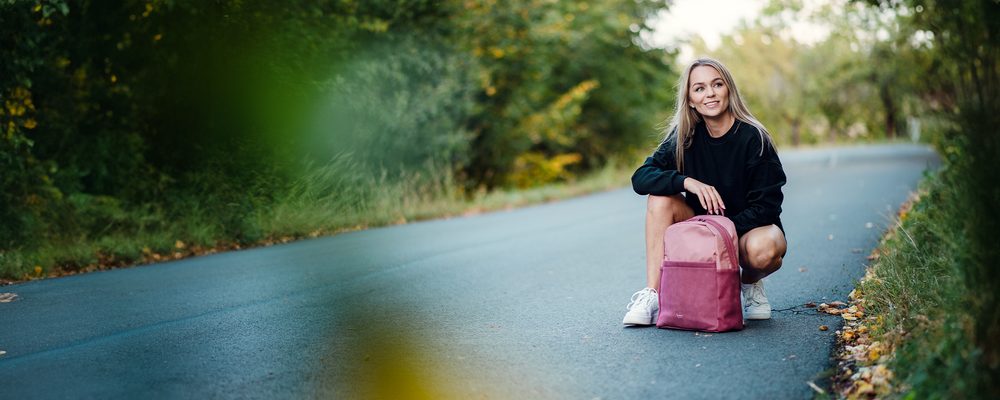 VUCH Zane TC Wine.

Odolný mestský batoh z kolekcie TechniC
Veľké predné vrecko na zips
Polstrovaný chrbát aj popruhy
Oddelené vnútorné vrecko na notebook
Uchytenie na kufor
 TechniC
Kolekcia inšpirovaná mestom aj prírodou!
Batohy Mellora a Noel už nejaký čas kraľujú na tróne obľúbenosti a z ich predností vzniklo hneď niekoľko parádnych následníkov.