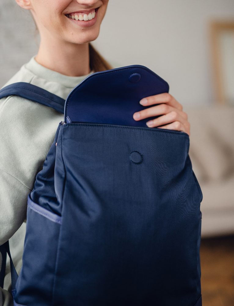 VUCH Inchel Blue.

Elegantný mestský batoh
Zapínanie na zips kryté klopou na magnet
Oddelená polstrovaná kapsa na notebook
Polstrovaný chrbát aj popruhy
Bočné vrecko na fľašu
 BATOHY 
Praktickosť, komfort a funkčnosť.