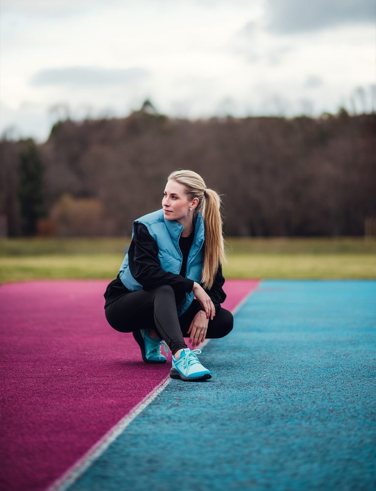 VUCH Rush Ocean - 41.

Dizajny navrhnuté v spolupráci s Martinom Brnom
Pružný priedušný zvršok
Vložka vypolstrovaná pamäťovou penou
Ľahké vyhotovenie
Drobné reflexné prvky
Spevnenie nártu silikónovými prvkami 
 OBUV
Vuch topánky sú originalita, čo šliape.