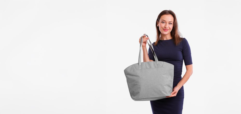 VUCH Wout Grey.

Hlavné zapínanie na zips
Veľa vnútorných vreciek
Priehradka na topánky + fľaša
Vrecko na notebook
Súčasťou je popruh cez telo
 Tašky cez rameno
Chceli by ste tašku, ktorá vám bude verne slúžiť a nikdy vás nenechá v štichu?