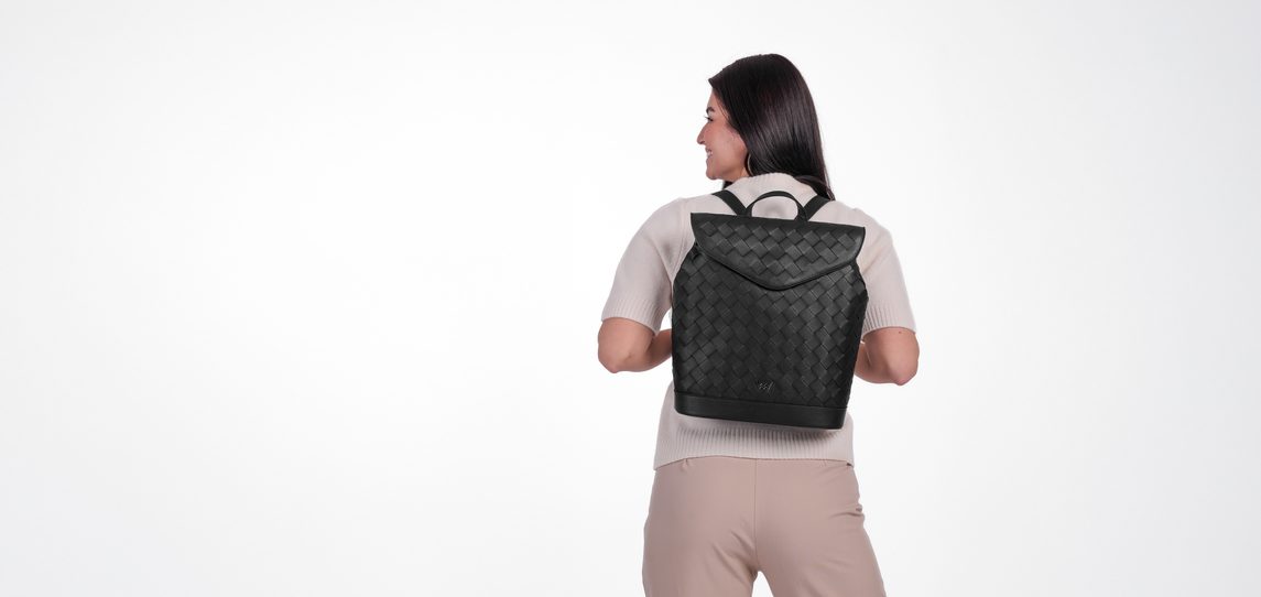 Joanna Intrecciato Black