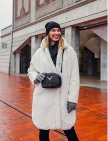 Gabi Fluffy Black