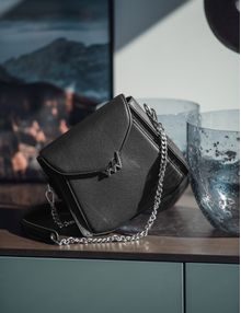 Byrsa Mini Black