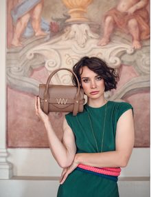 Alindra Brown