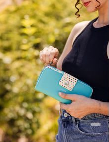Atticus Mint