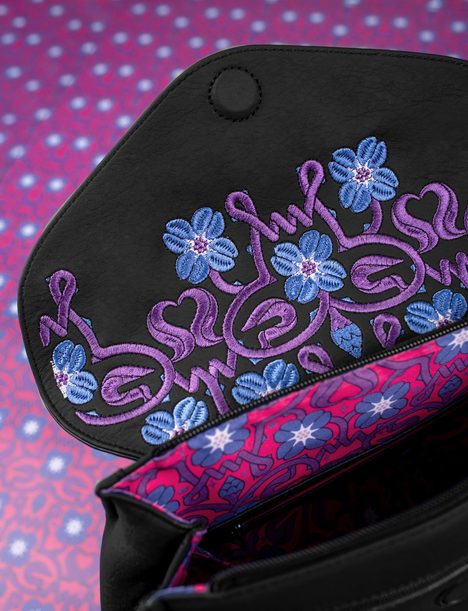 Joanna in Bloom Rozanne