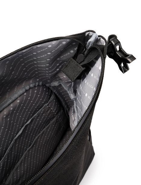 Tayte Small Black