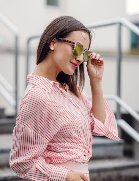 Trisha Transparent Design Brown