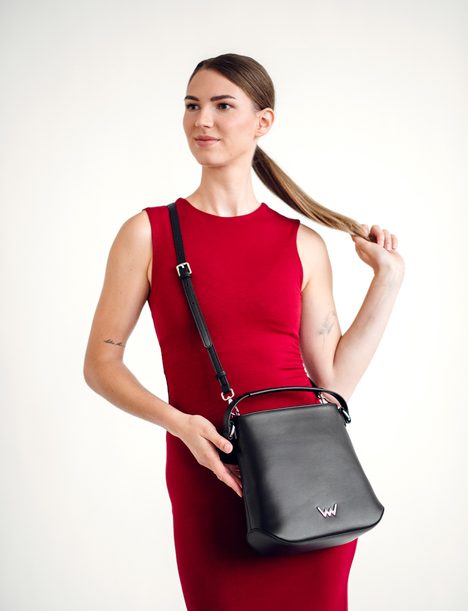 Anerien Black