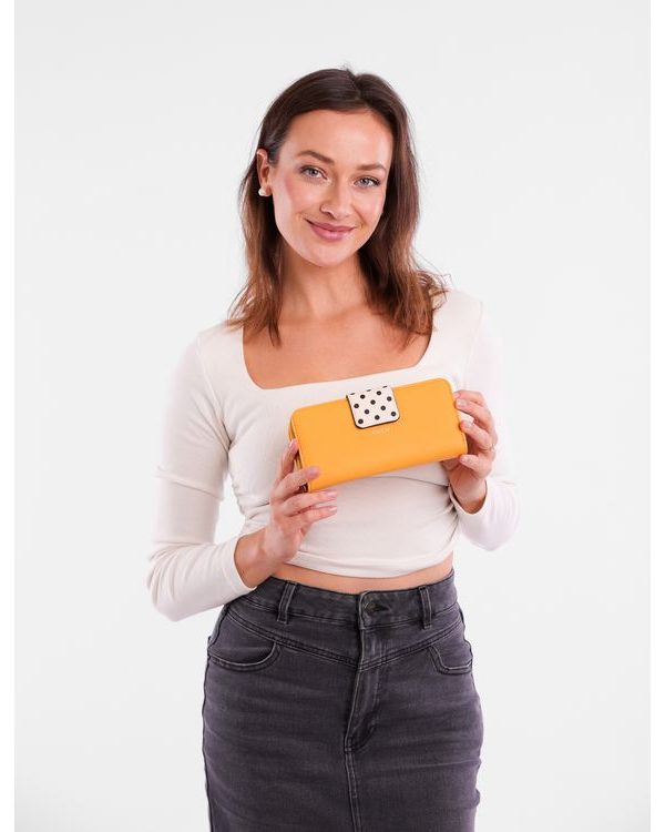 Ineke Yellow