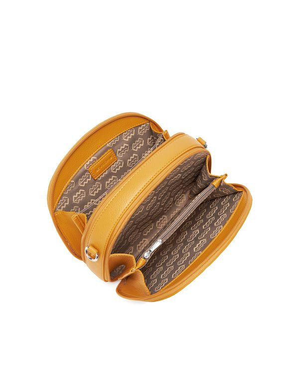 Caira E Mustard