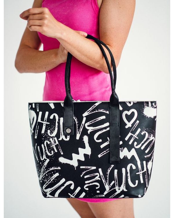 Wennie Grafitti Black