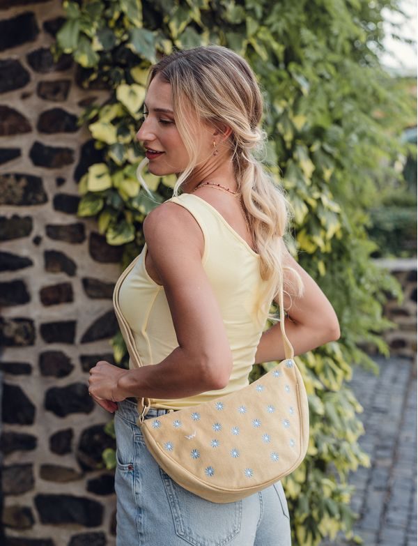 Clorinda Daisy Butter Yellow