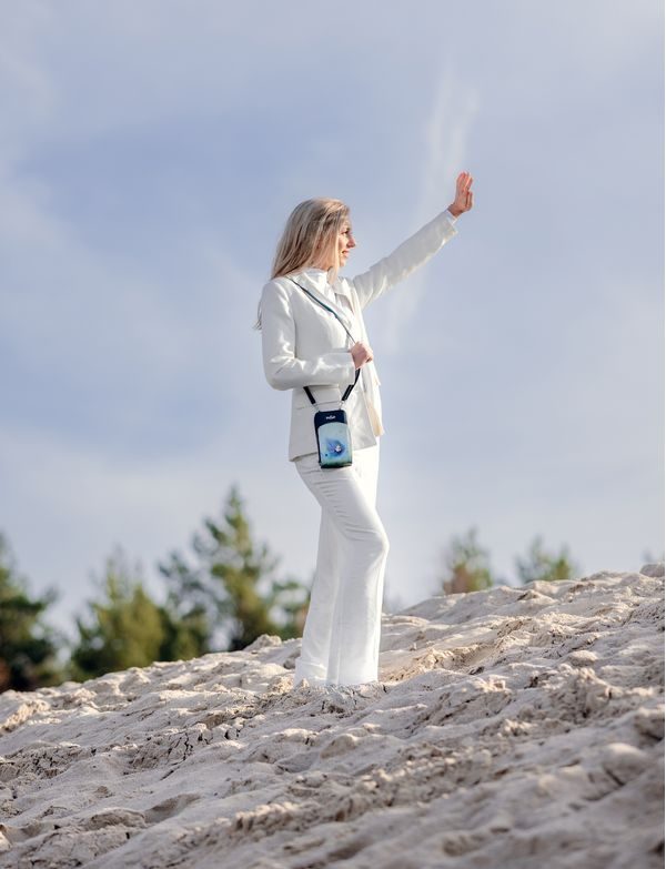 Stella Crossbody Wallet