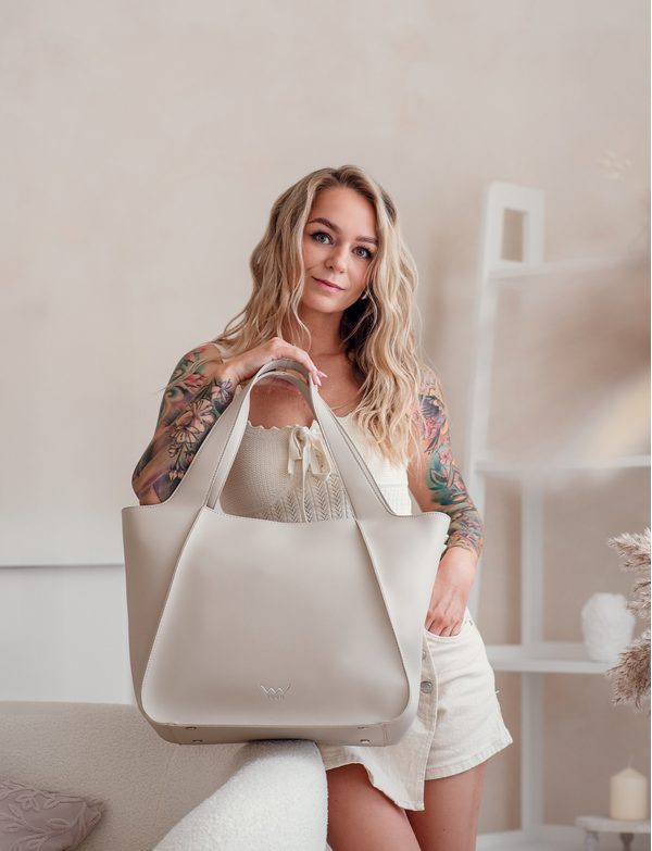 Calyste Light Beige