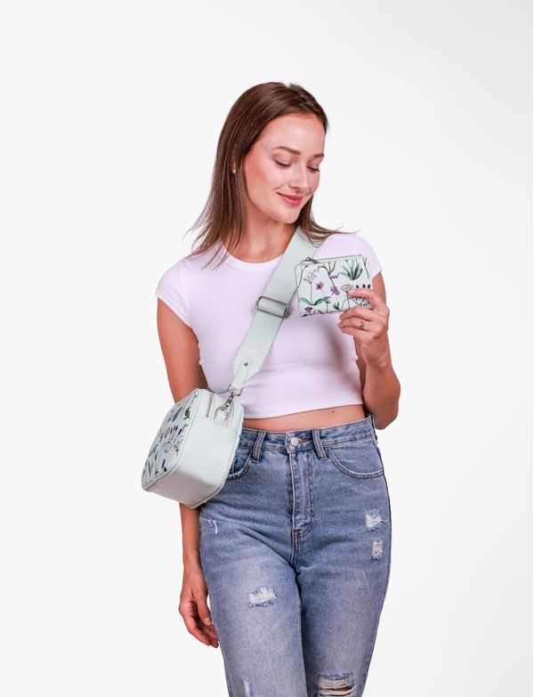 Korra Wildflowers Green