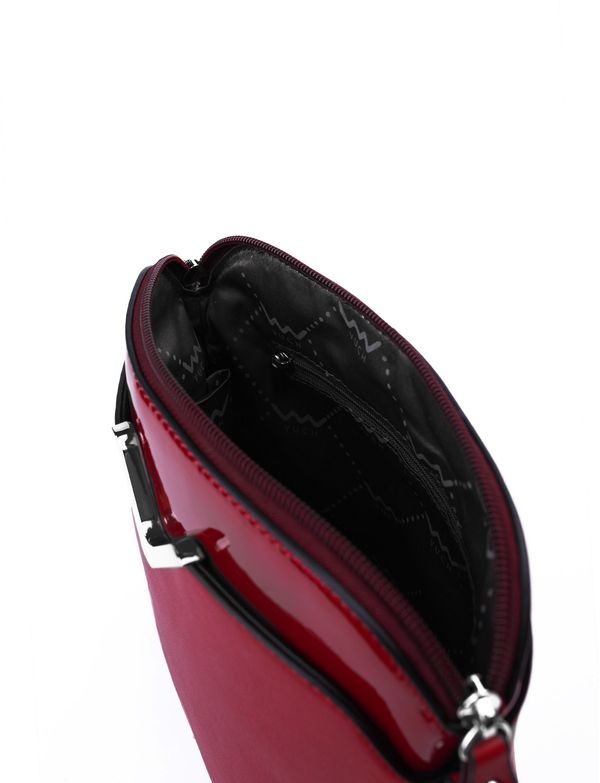 Fossy Smooth Red