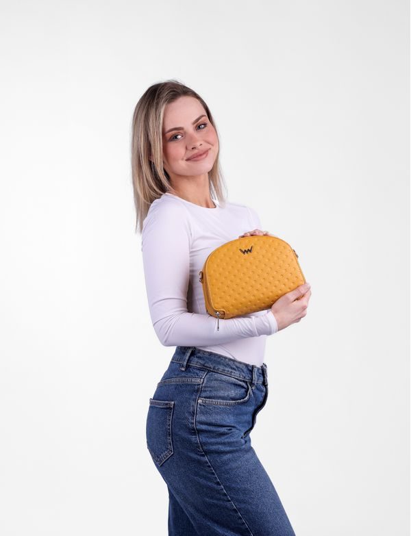 Caira E Mustard