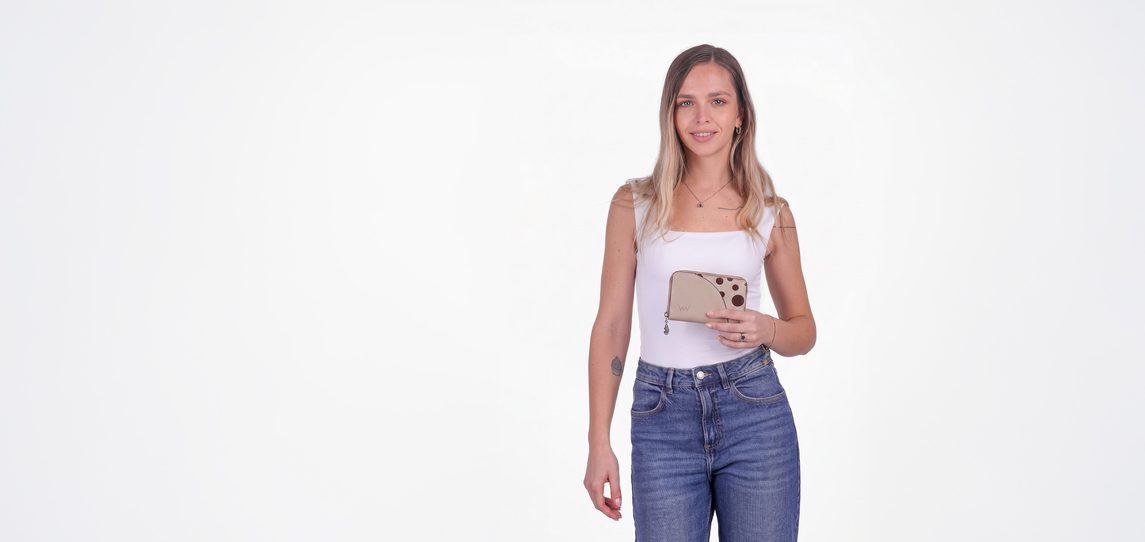 Corine Beige