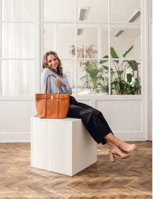 Joanna Leather Black