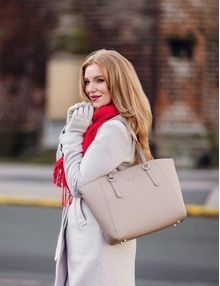 Vera Beige