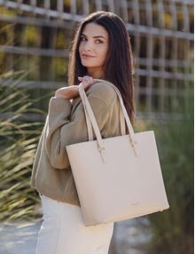 Gabi Diamond Beige