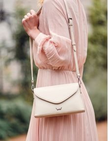 Cara Beige
