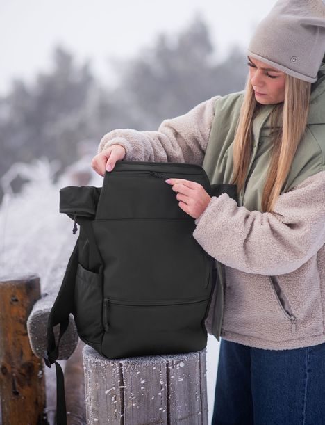 Elion Small Black